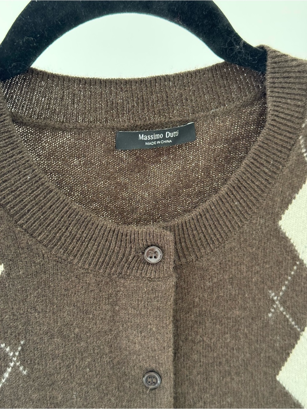 Massimo Dutti - Sleeveless Argyle Knit Button-Up Sweater Vest 100% Cashmere View 3